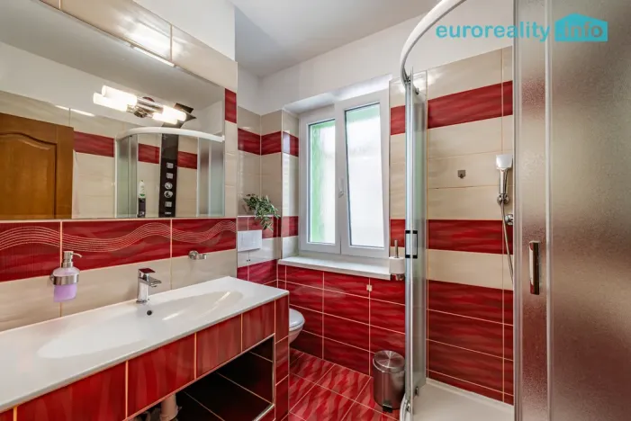 Prodej rodinného domu, Mariánské Lázně, Palackého, 200 m2