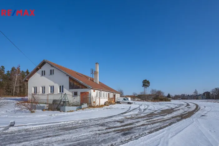 Prodej komerčního pozemku, Studenec, 36400 m2