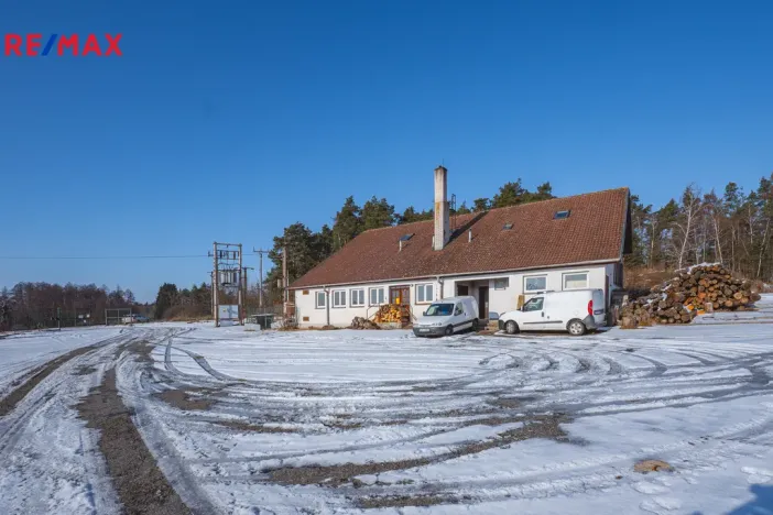 Prodej komerčního pozemku, Studenec, 36400 m2