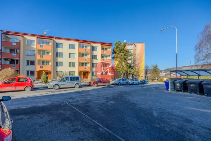 Prodej bytu 2+1, Vsetín, Okružní, 51 m2