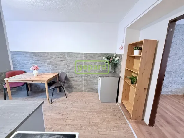 Pronájem bytu 2+1, Solenice, 50 m2