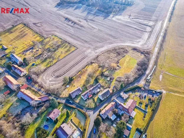 Prodej pole, Bukovany, 3528 m2