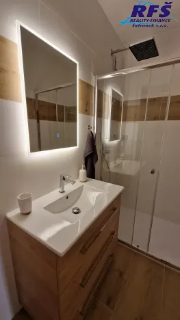 Pronájem bytu 2+kk, Benešov, Vnoučkova, 43 m2