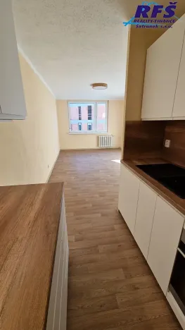 Pronájem bytu 2+kk, Benešov, Vnoučkova, 43 m2
