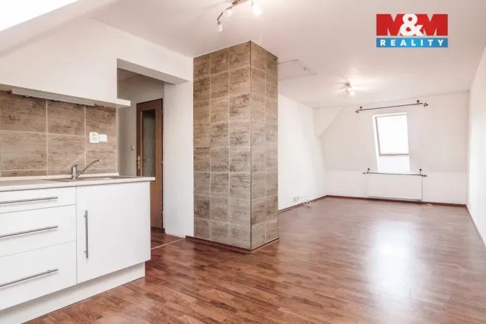 Pronájem bytu 2+kk, Lovosice, Palackého, 42 m2