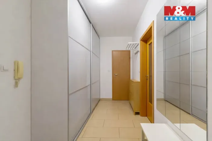 Pronájem bytu 3+kk, Praha - Štěrboholy, Andersenova, 82 m2