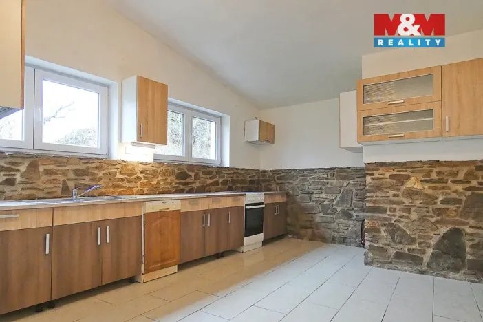 Prodej bytu 2+kk, Červené Pečky, Dobešovice, 66 m2