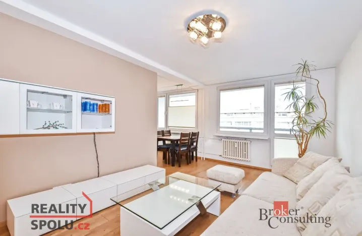 Pronájem bytu 3+kk, Praha - Vršovice, Tádžická, 74 m2