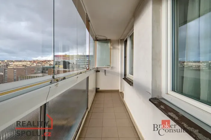 Pronájem bytu 3+kk, Praha - Vršovice, Tádžická, 74 m2