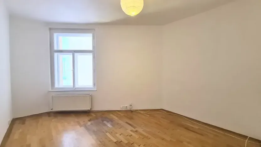 Pronájem bytu 2+kk, Praha - Vršovice, Slovinská, 42 m2