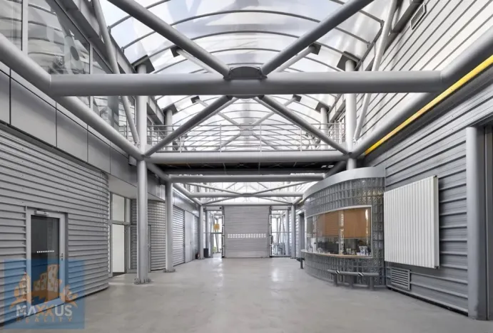 Pronájem skladu, Brno - Zábrdovice, Plynárenská, 3370 m2