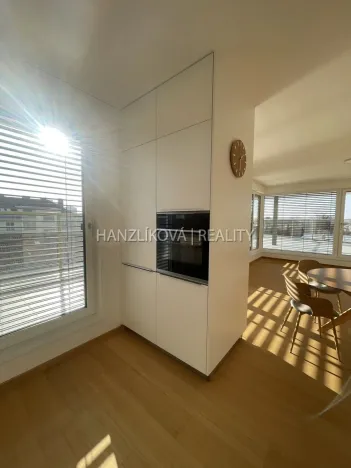 Pronájem bytu 3+kk, České Budějovice, Hálkova, 85 m2