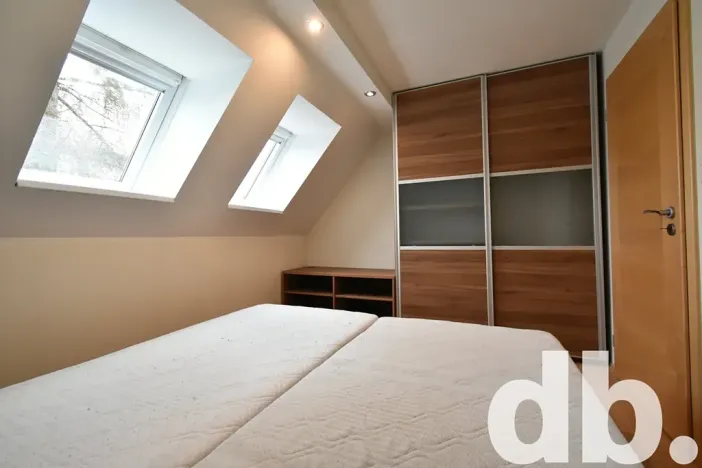 Pronájem bytu 3+kk, Karlovy Vary, Chelčického, 71 m2