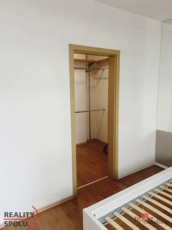 Pronájem bytu 2+kk, Praha - Modřany, Pískařská, 55 m2