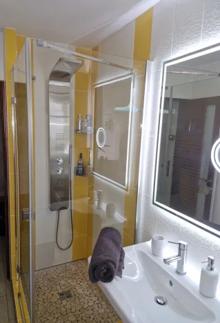 Prodej bytu 2+1, Teplice, Duchcovská, 50 m2