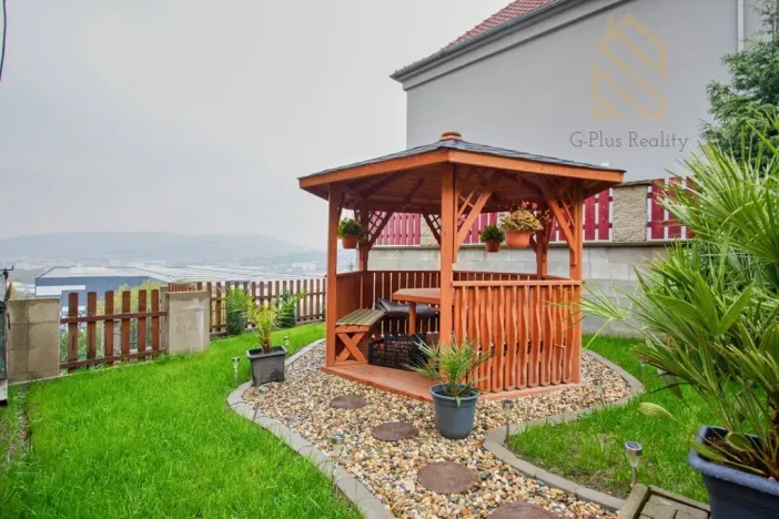 Prodej rodinného domu, Ústí nad Labem - Ústí nad Labem-centrum, Hostovická, 240 m2