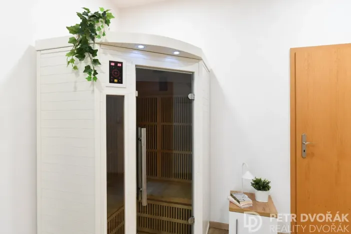 Prodej bytu 2+1, Praha - Žižkov, Basilejské náměstí, 73 m2