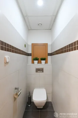 Prodej bytu 2+1, Praha - Žižkov, Basilejské náměstí, 73 m2