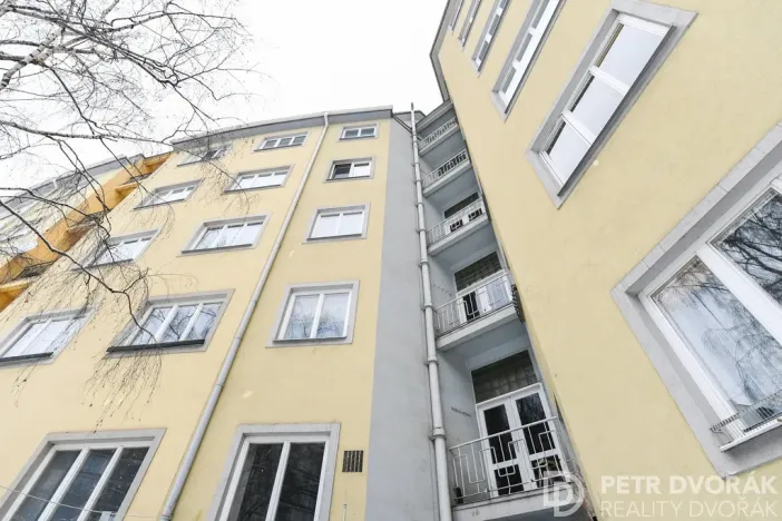 Prodej bytu 2+1, Praha - Žižkov, Basilejské náměstí, 73 m2