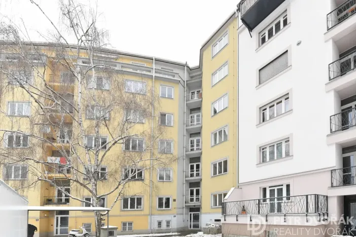 Prodej bytu 2+1, Praha - Žižkov, Basilejské náměstí, 73 m2