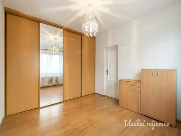 Pronájem bytu 3+1, Praha - Malešice, Ovčárská, 72 m2