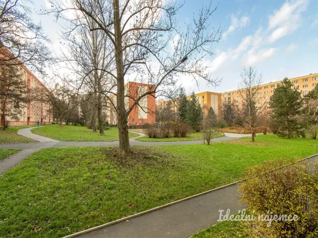 Pronájem bytu 3+1, Praha - Malešice, Ovčárská, 72 m2