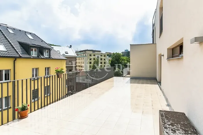 Pronájem bytu 2+kk, Praha - Michle, Magistrů, 65 m2