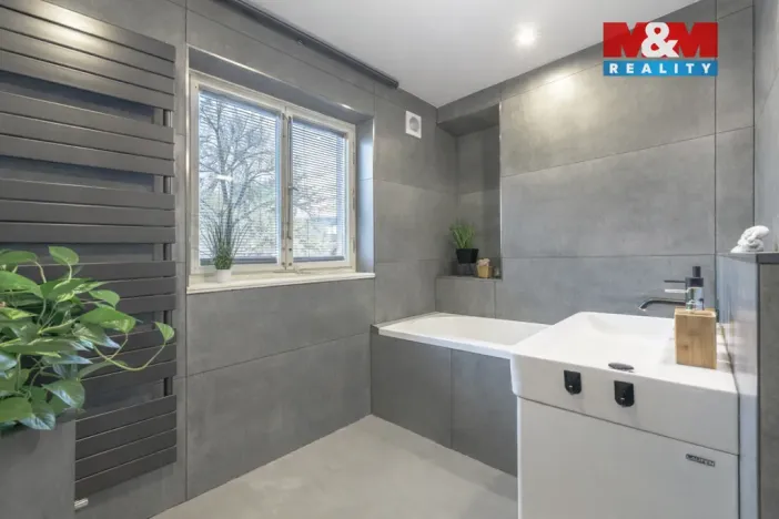 Pronájem bytu 3+kk, Poděbrady - Poděbrady II, nám. T.G.Masaryka, 76 m2