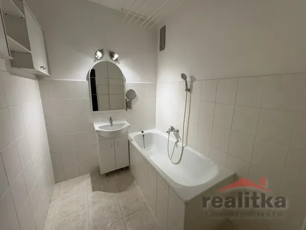 Pronájem bytu 3+1, Opava - Kateřinky, Edvarda Beneše, 80 m2