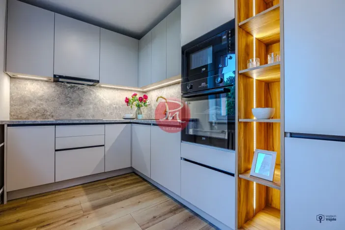 Prodej bytu 2+kk, Ostrava, Nálepkova, 52 m2