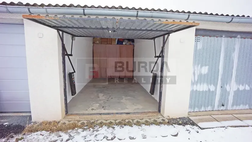 Prodej garáže, Neratovice, 18 m2