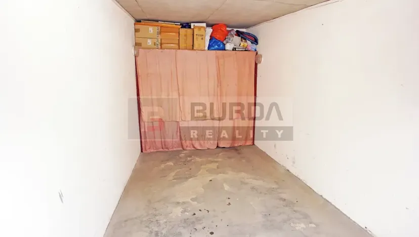 Prodej garáže, Neratovice, 18 m2