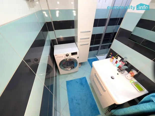 Prodej bytu 3+1, Plzeň, Smrková, 75 m2