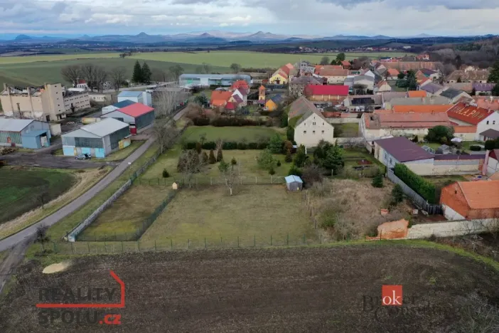 Prodej pozemku pro bydlení, Louny, 1327 m2