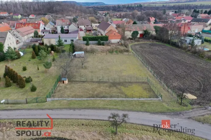 Prodej pozemku pro bydlení, Louny, 1327 m2