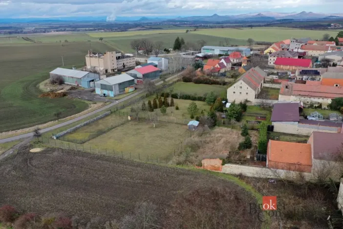 Prodej pozemku pro bydlení, Louny, 1985 m2