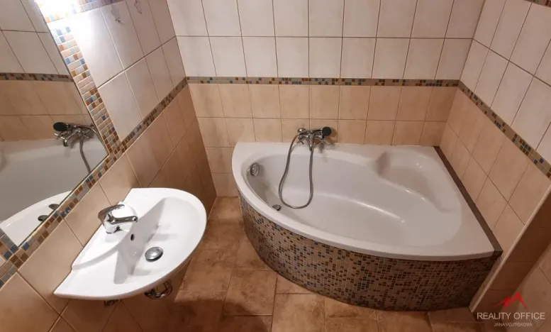 Pronájem bytu 2+kk, Děčín - Děčín IV-Podmokly, Raisova, 44 m2