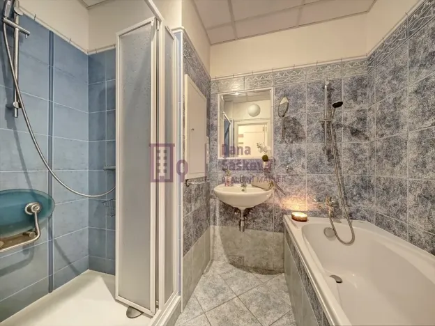 Pronájem bytu 4+1, Jindřichův Hradec, Kosmonautů, 87 m2