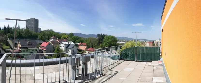 Pronájem bytu 1+1, Liberec - Liberec VI-Rochlice, Hedvábná, 58 m2