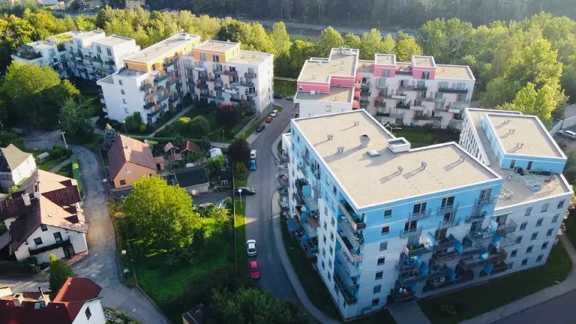 Pronájem bytu 1+1, Liberec - Liberec VI-Rochlice, Hedvábná, 58 m2