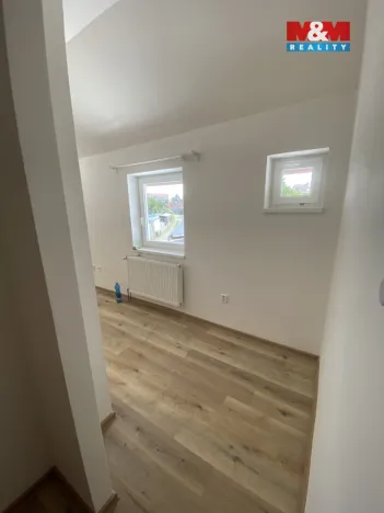 Pronájem bytu 1+1, Těšany, 31 m2
