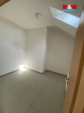 Pronájem bytu 1+1, Těšany, 31 m2