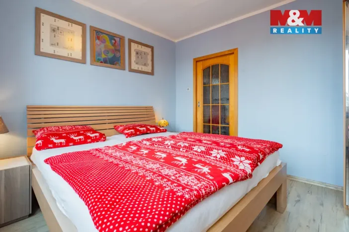 Prodej bytu 3+1, České Budějovice - České Budějovice 7, Lidická tř., 64 m2