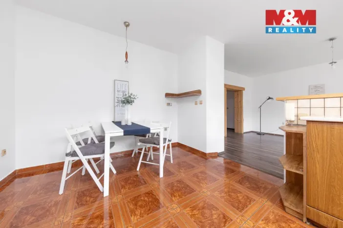 Prodej rodinného domu, Ivaň, 353 m2