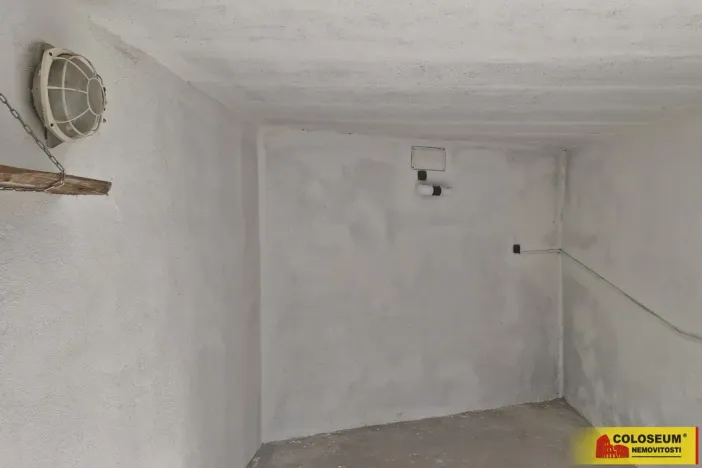 Prodej garáže, Veverská Bítýška, 20 m2