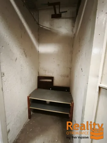 Prodej bytu 1+1, Otrokovice, Obchodní, 32 m2