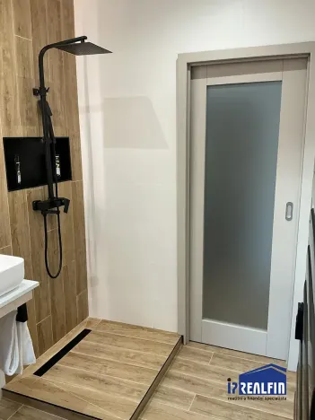 Prodej bytu 2+kk, Liberec, Červeného, 64 m2