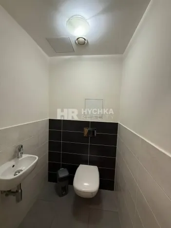 Pronájem bytu 2+kk, Praha - Nusle, Bartoškova, 57 m2