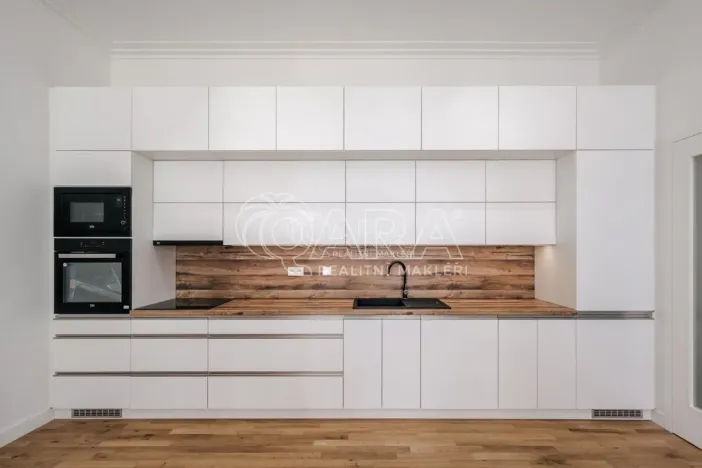 Pronájem bytu 2+kk, Praha - Nusle, Jaromírova, 58 m2