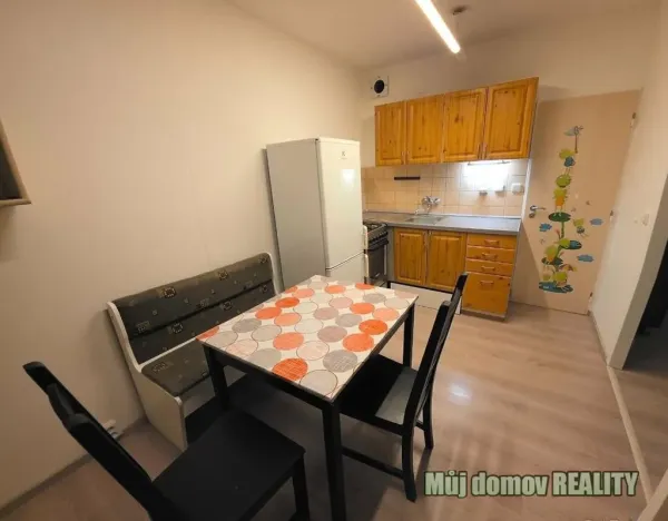 Pronájem bytu 2+1, Praha - Kobylisy, Bojasova, 63 m2